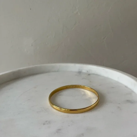 ♠️KATE SPADE NEW YORK HEART OF GOLD IDIOM BANGLE BRACELET - Picture 4 of 6